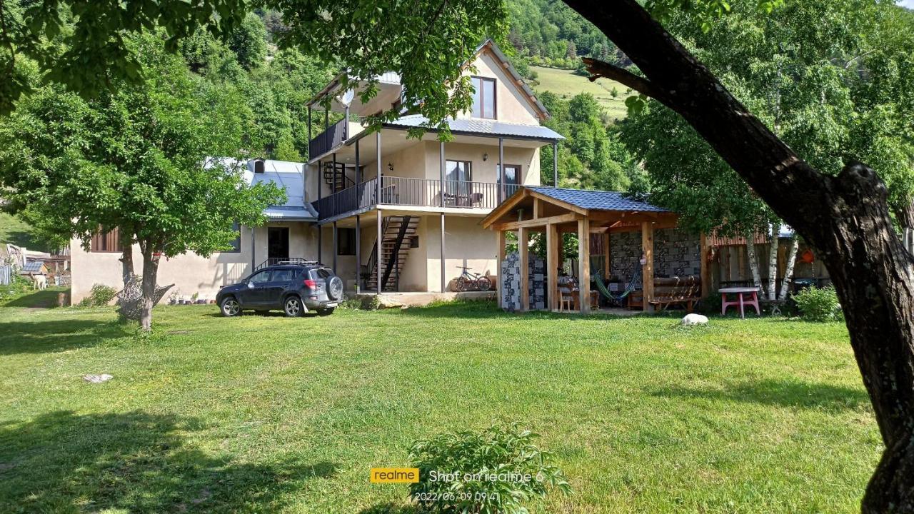 House B&B Mestia Luaran gambar