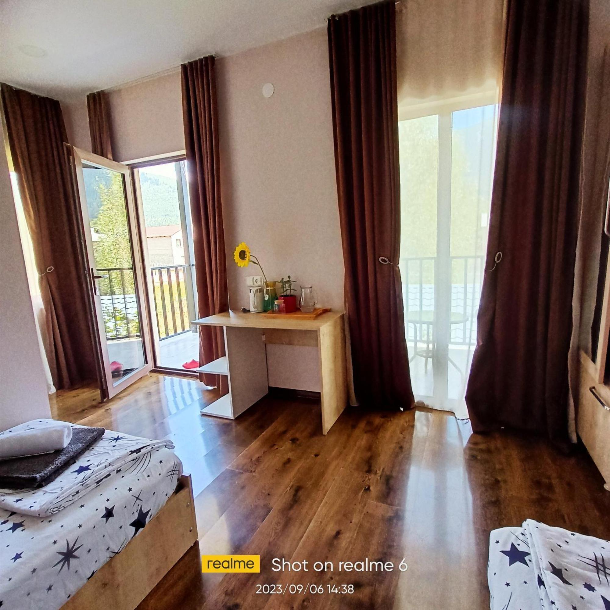 House B&B Mestia Luaran gambar