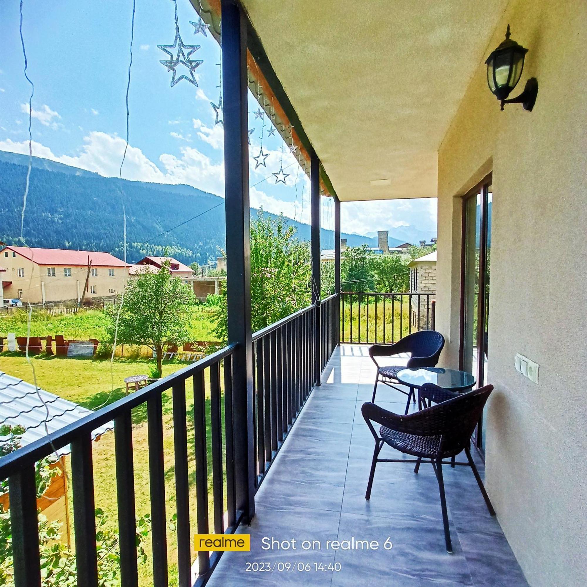 House B&B Mestia Luaran gambar