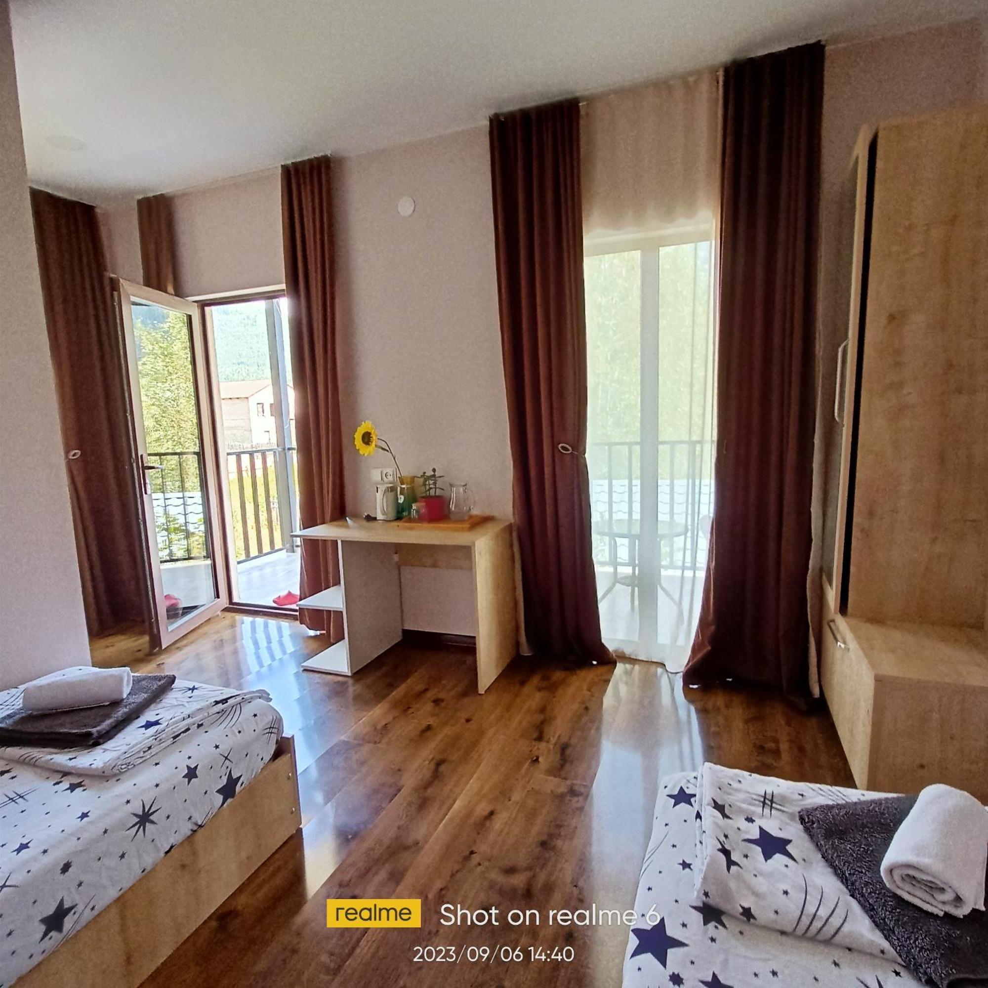 House B&B Mestia Luaran gambar