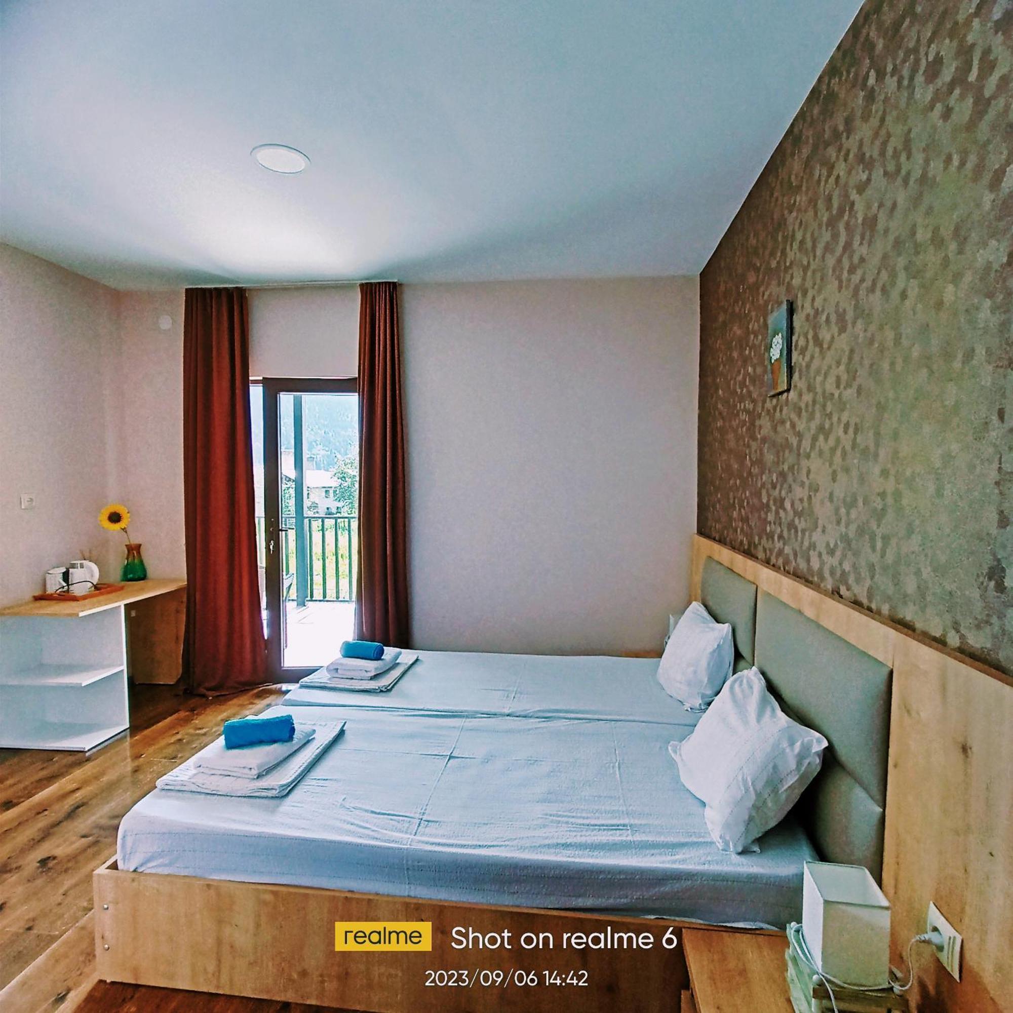 House B&B Mestia Luaran gambar